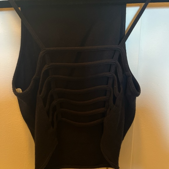 Forever 21 black crop top - Picture 2 of 2